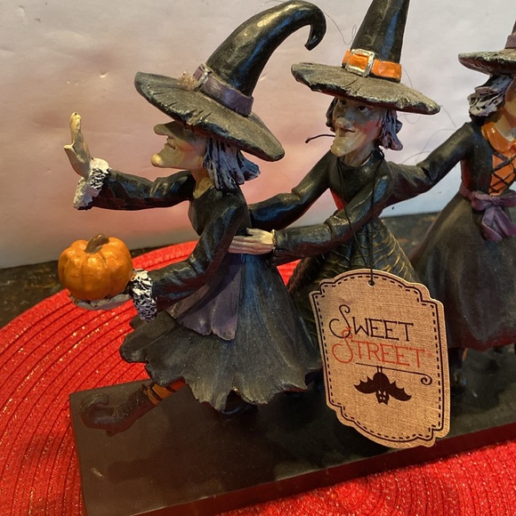 NWT & Vintage Sweet Street Walking/Dancing Witches